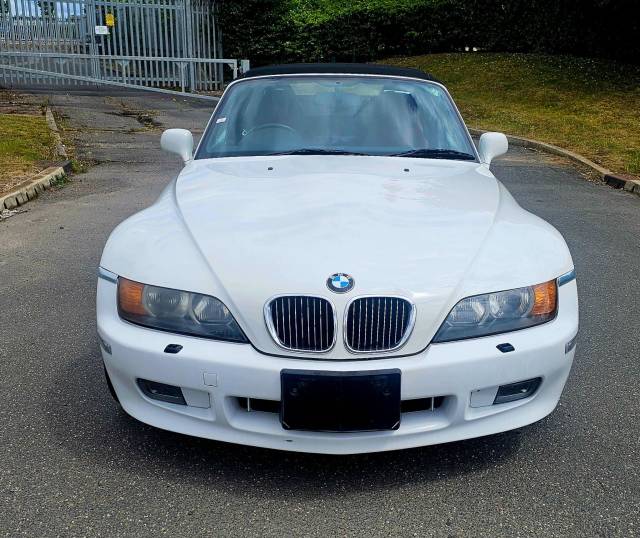1999 BMW Z3 2.8i Roadster 2dr