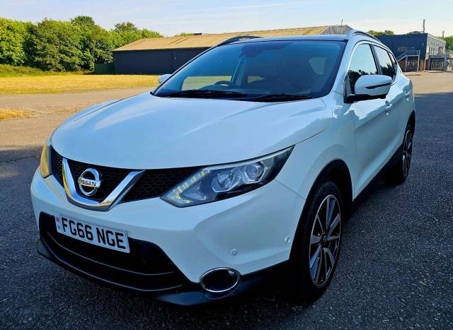2016 Nissan Qashqai 1.5 dCi Tekna 2WD Euro 6 (s/s) 5dr