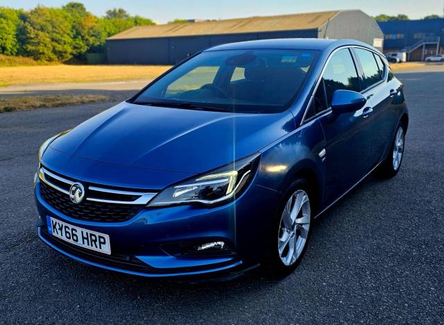 2016 Vauxhall Astra 1.6 CDTi BlueInjection SRi Euro 6 (s/s) 5dr