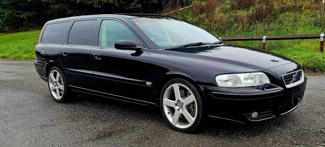 Volvo V70 2.5 R Geartronic 5dr Estate Petrol Black