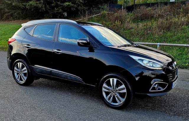 Hyundai ix35 1.7 CRDi Premium Panorama Euro 5 (s/s) 5dr SUV Diesel Black